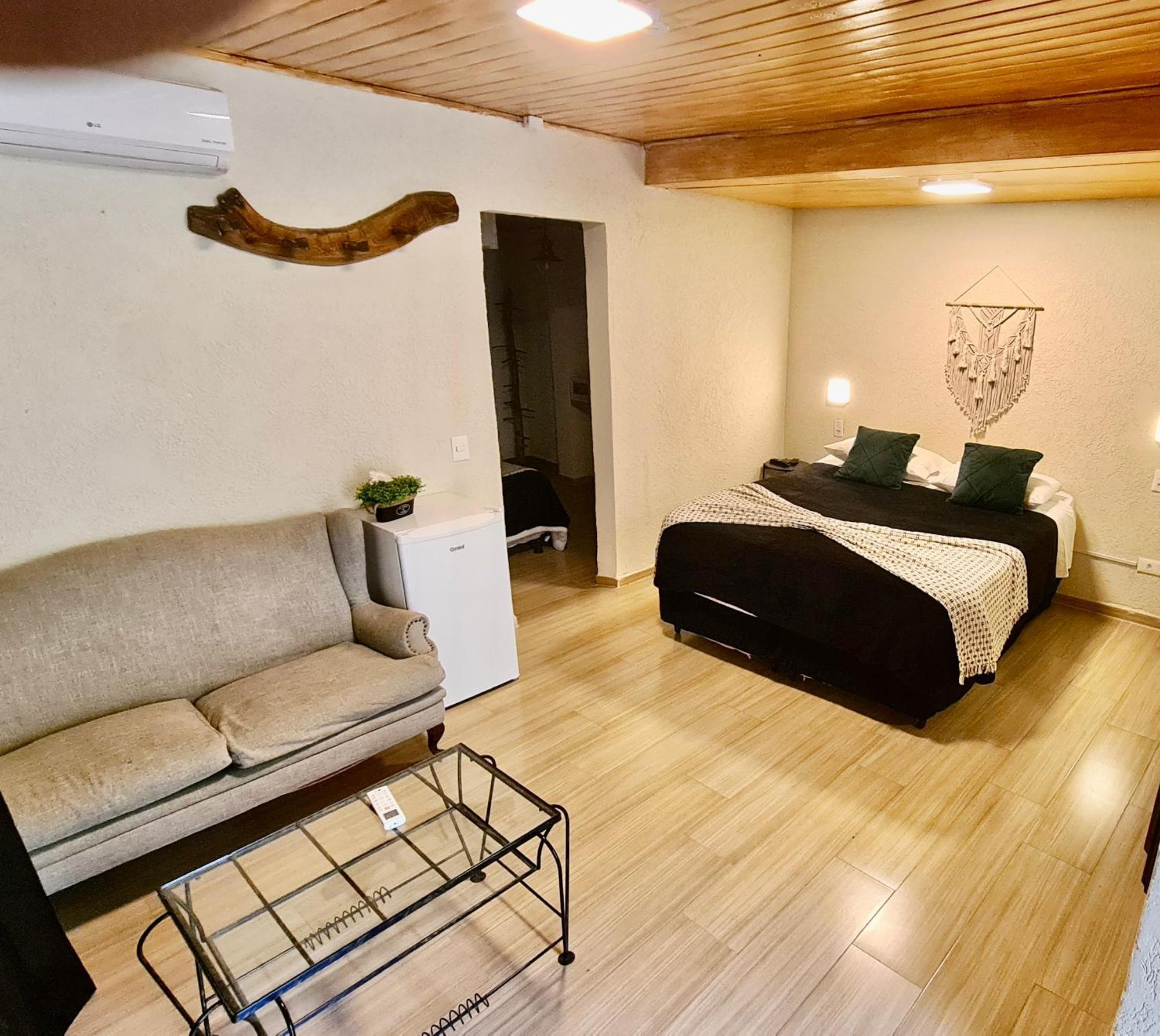Pousada Casa Mantiqueira - Proxima Ao Capivari E Opcoes De Hidromassagem Campos do Jordão Exterior foto